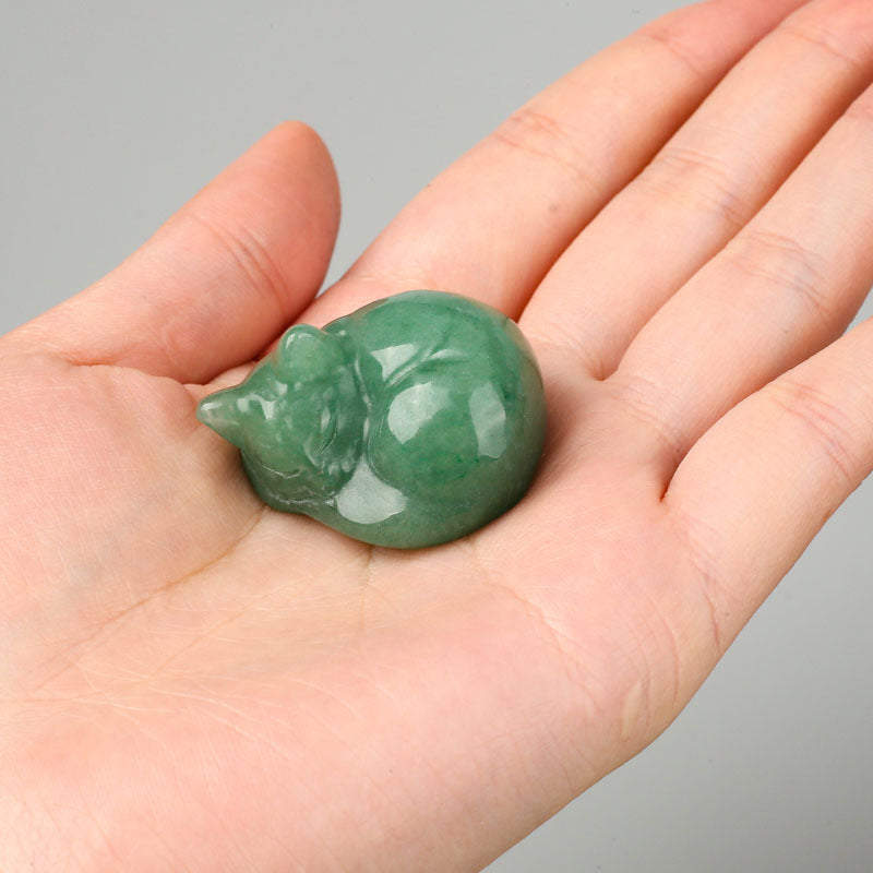 Søt sovende katt dekorasjon