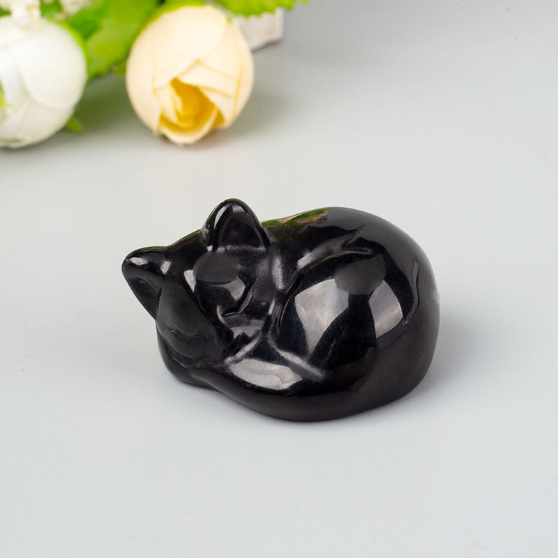 Søt sovende katt dekorasjon