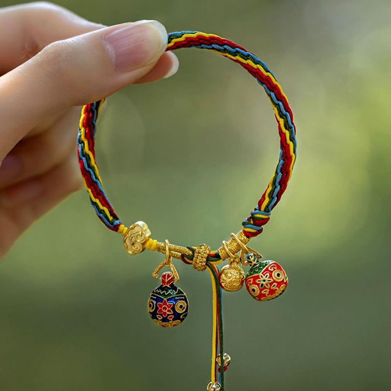 Armbånd som svelger beist i gull